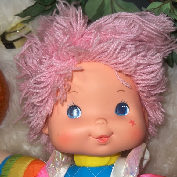 Rainbow Brite Doll 🌈 🧸 - Picture 2 of 6